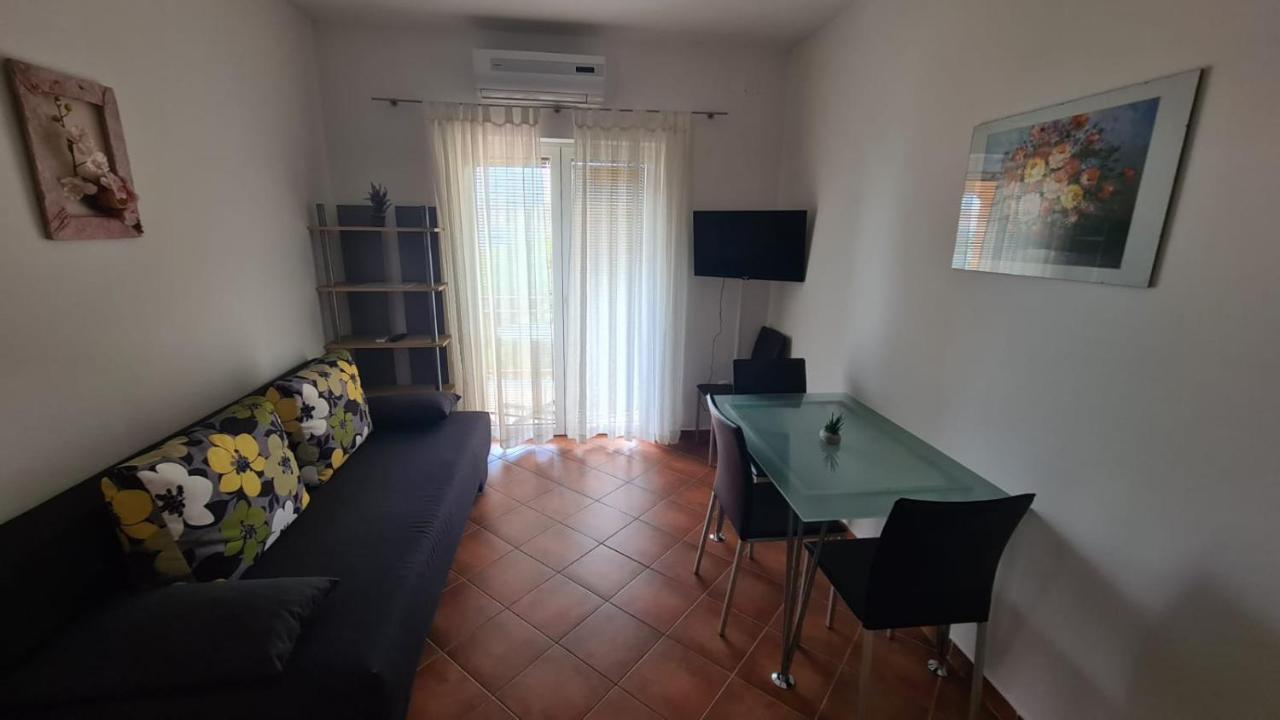 Ferienhaus Elena 卡尔卢巴格 外观 照片