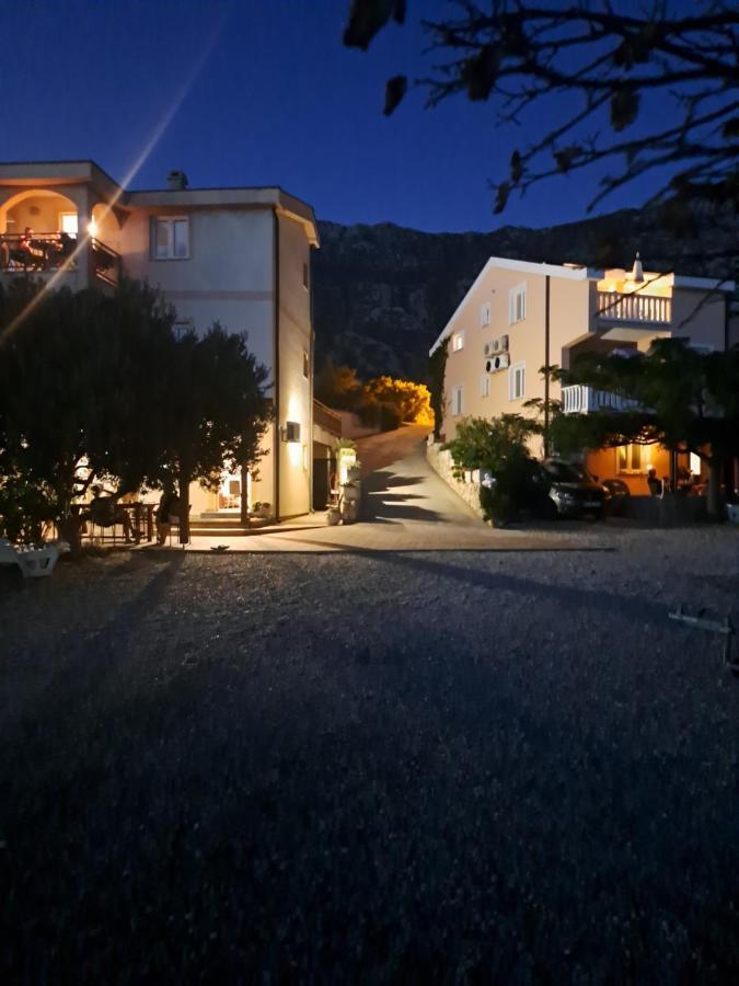 Ferienhaus Elena 卡尔卢巴格 外观 照片